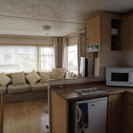 Appartamento 6 Berth On Golden Anchor Chapel Saint Leonards Esterno foto